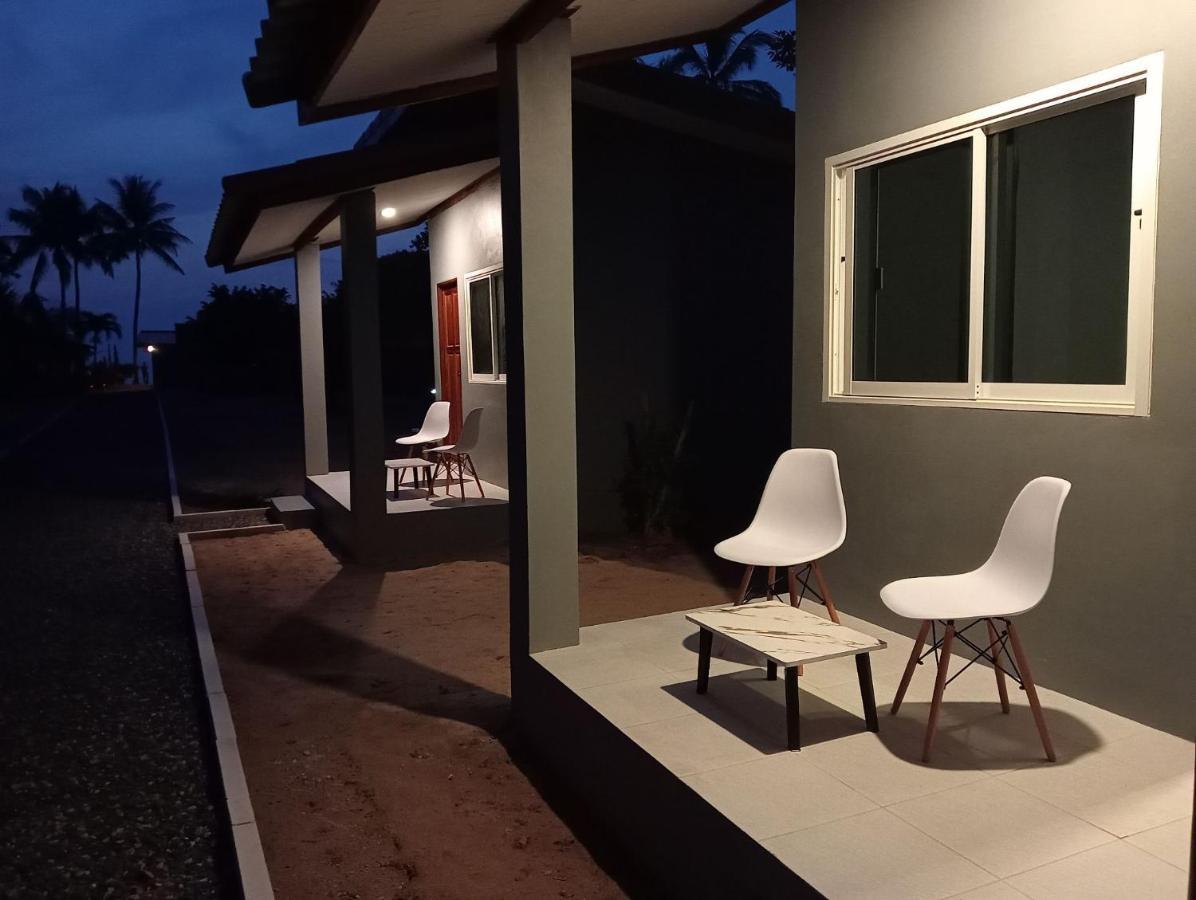 Scandinavian Beach Resort Ko Lanta Esterno foto