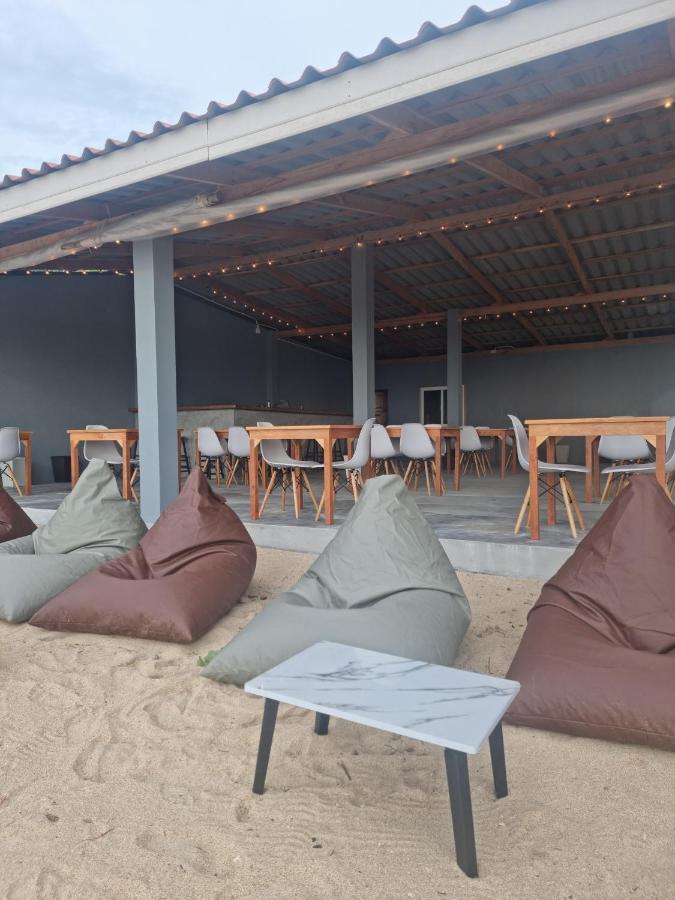 Scandinavian Beach Resort Ko Lanta Esterno foto