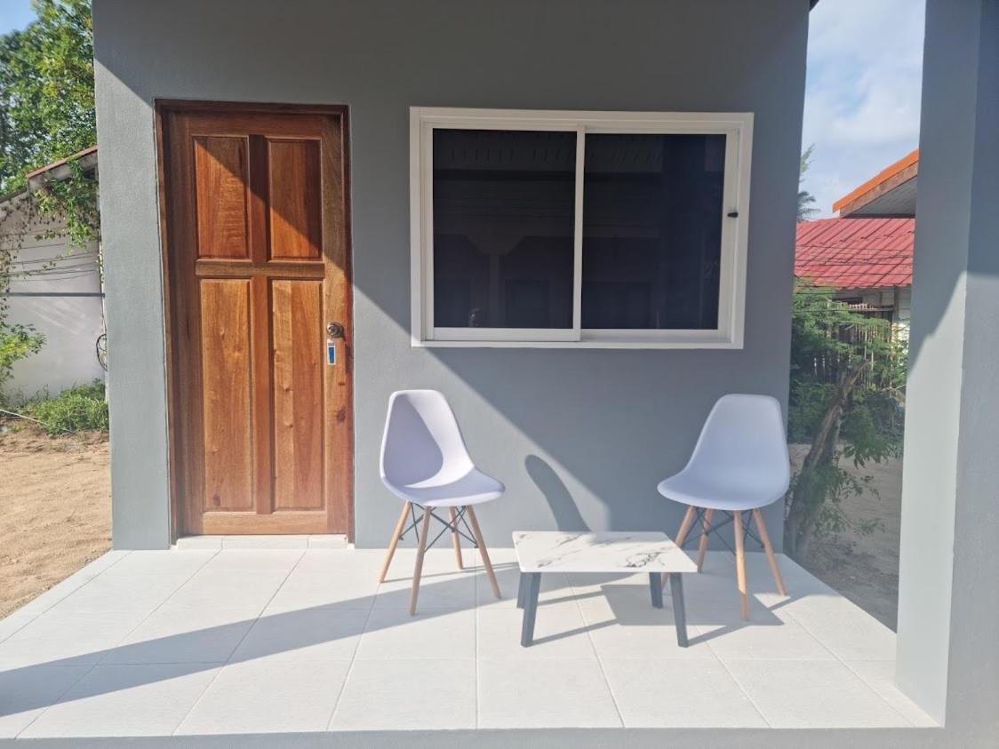 Scandinavian Beach Resort Ko Lanta Esterno foto