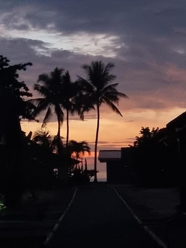 Scandinavian Beach Resort Ko Lanta Esterno foto