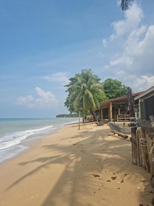 Scandinavian Beach Resort Ko Lanta Esterno foto