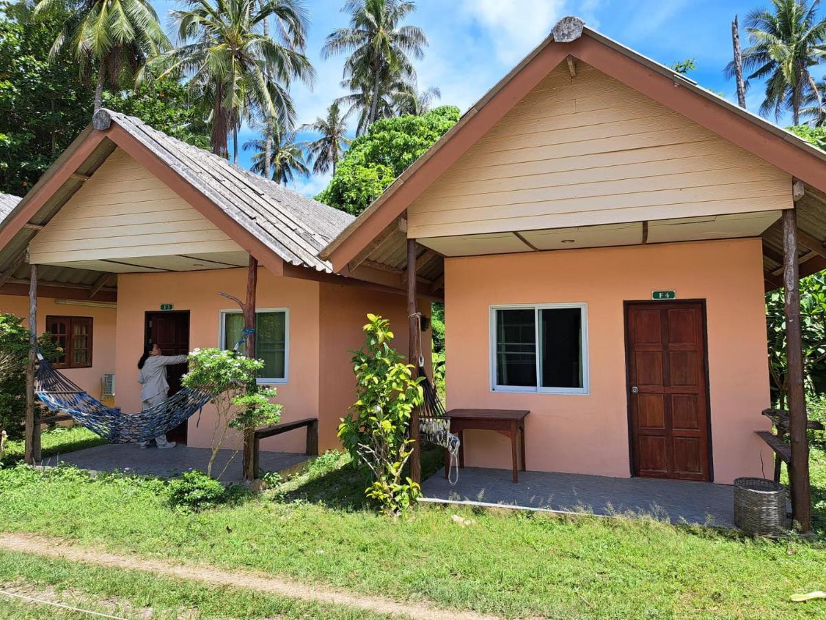 Scandinavian Beach Resort Ko Lanta Esterno foto