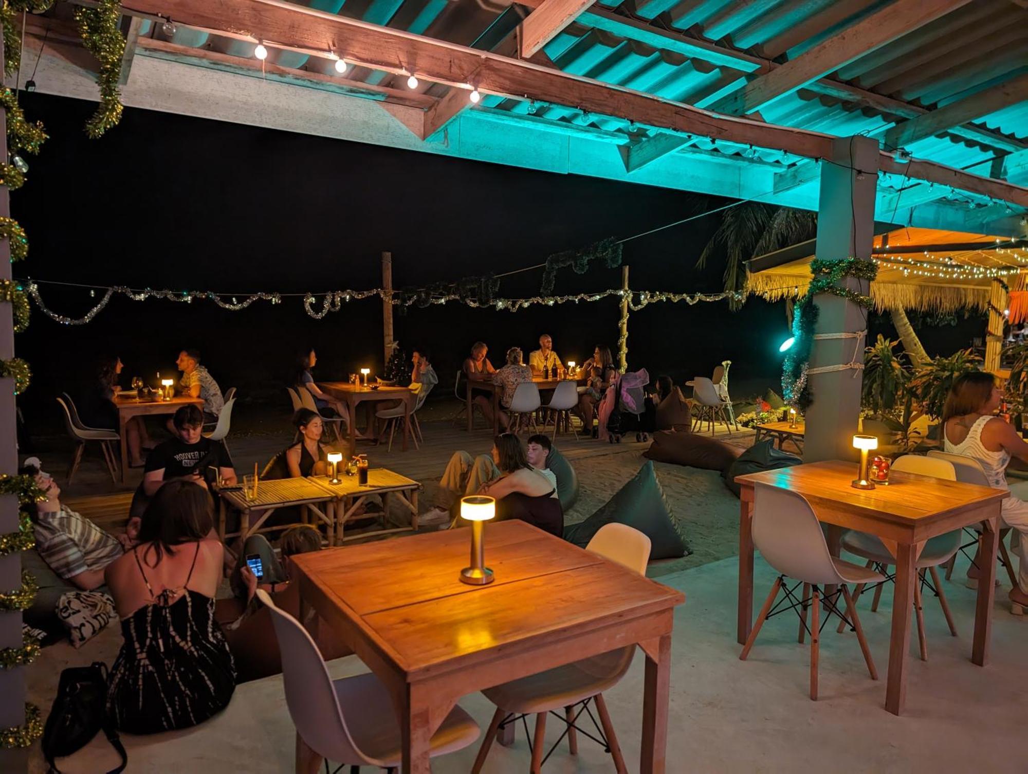Scandinavian Beach Resort Ko Lanta Esterno foto